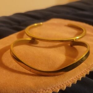 Chic Gold Cuff Bracelet Duo